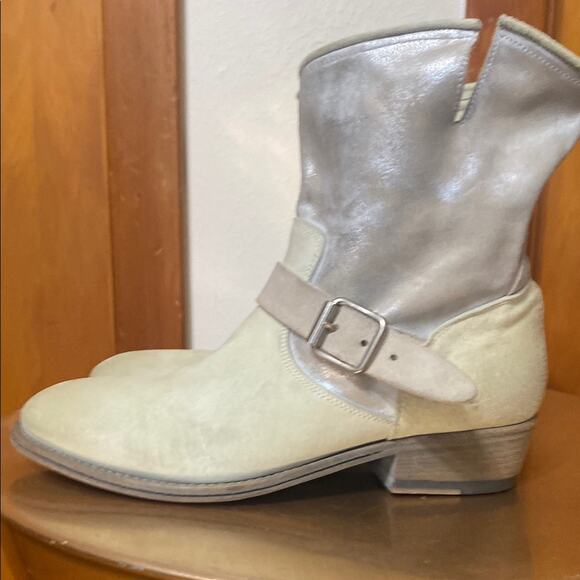 Pantanetti Leather Cowboy Boots Ankle Cream Iridescent Heeled Buckle Italian - Picture 3 of 16